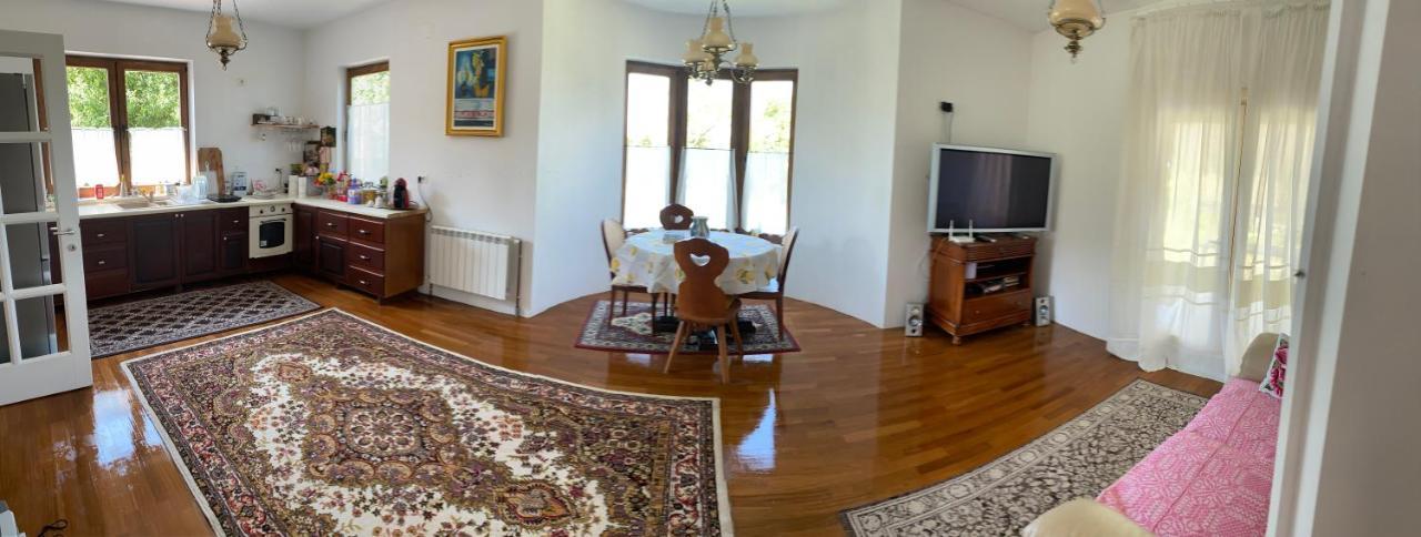 Casa Dea Villa Gladna Montana Eksteriør billede